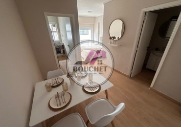 DEPARTAMENTO AMBIENTE Y MEDIO CON BALCON EN VENTA | PLAZA MITRE